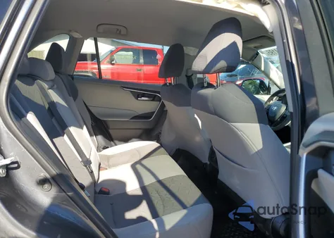 2021 Toyota Rav4 Xle z USA, uszkodzony, nr VIN 2T3W1RFV2MW116333